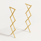 Colgador de Ropa de Madera | Estilo y Funcionalidad